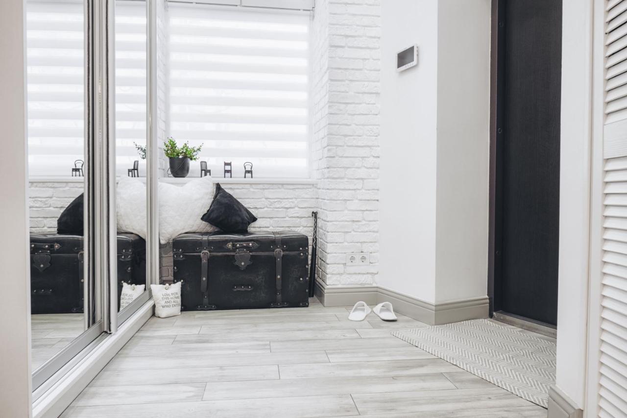 Scandinavian Style Of Lux Apartments In Lviv Bagian luar foto