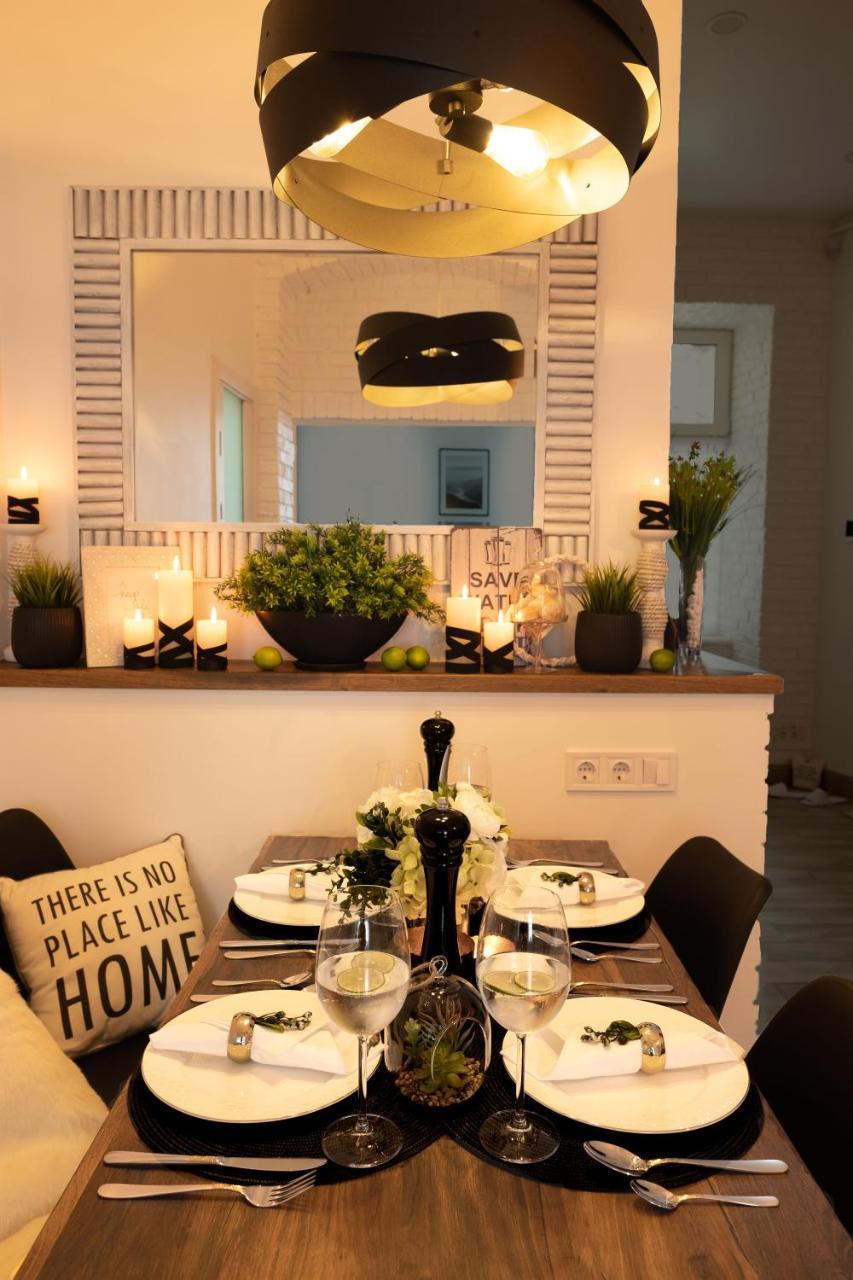 Scandinavian Style Of Lux Apartments In Lviv Bagian luar foto