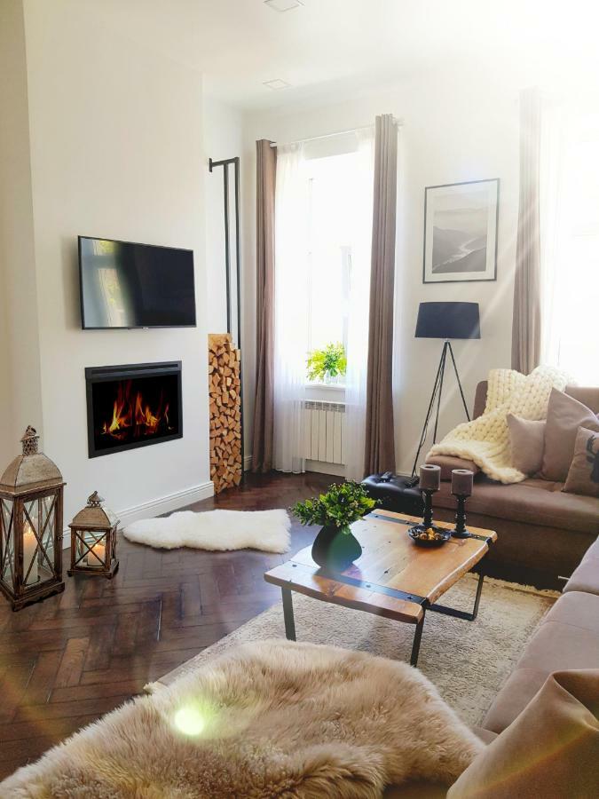 Scandinavian Style Of Lux Apartments In Lviv Bagian luar foto